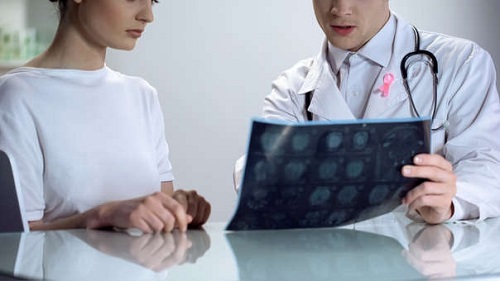 egresado de la especialidad de oncología
médica egresado de la especialidad de oncología médica